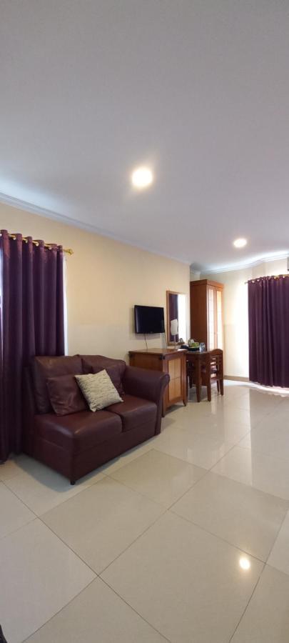 Hotel Celebes Manado Exterior foto